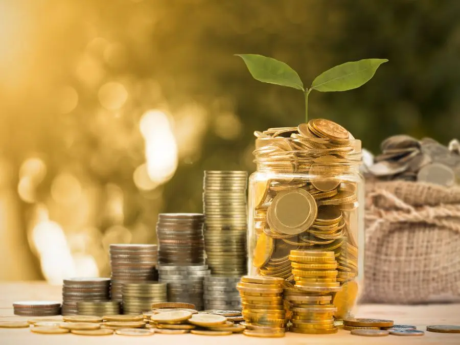 tiết kiệm và tích lũy khác nhau như thế nào