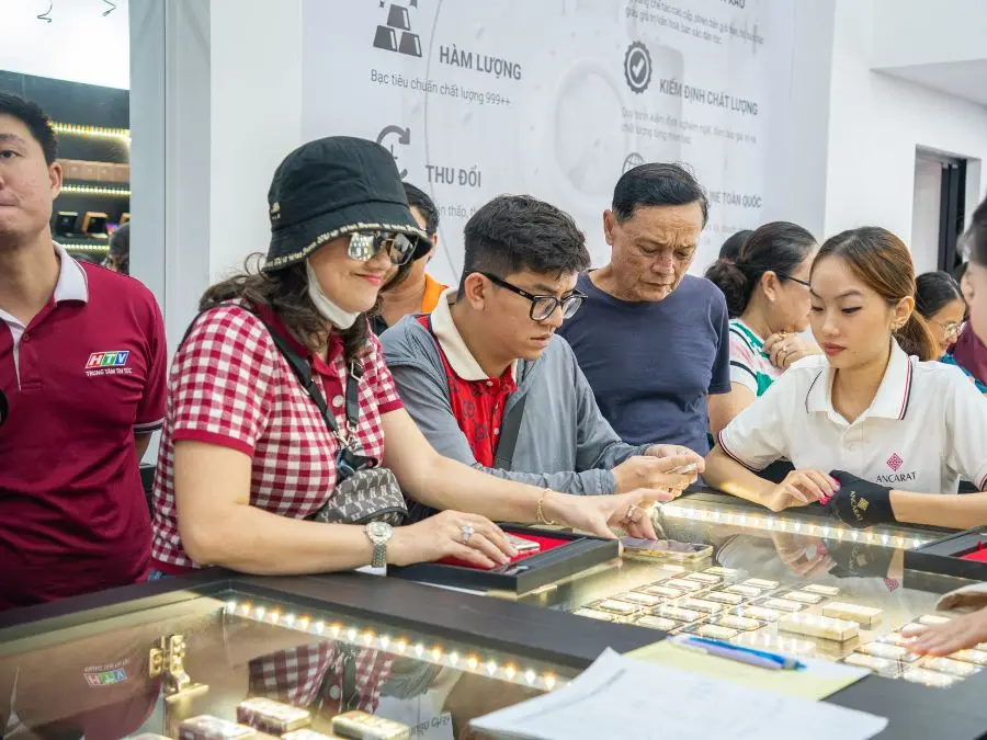 hành trình mua bạc miếng nguyên chất