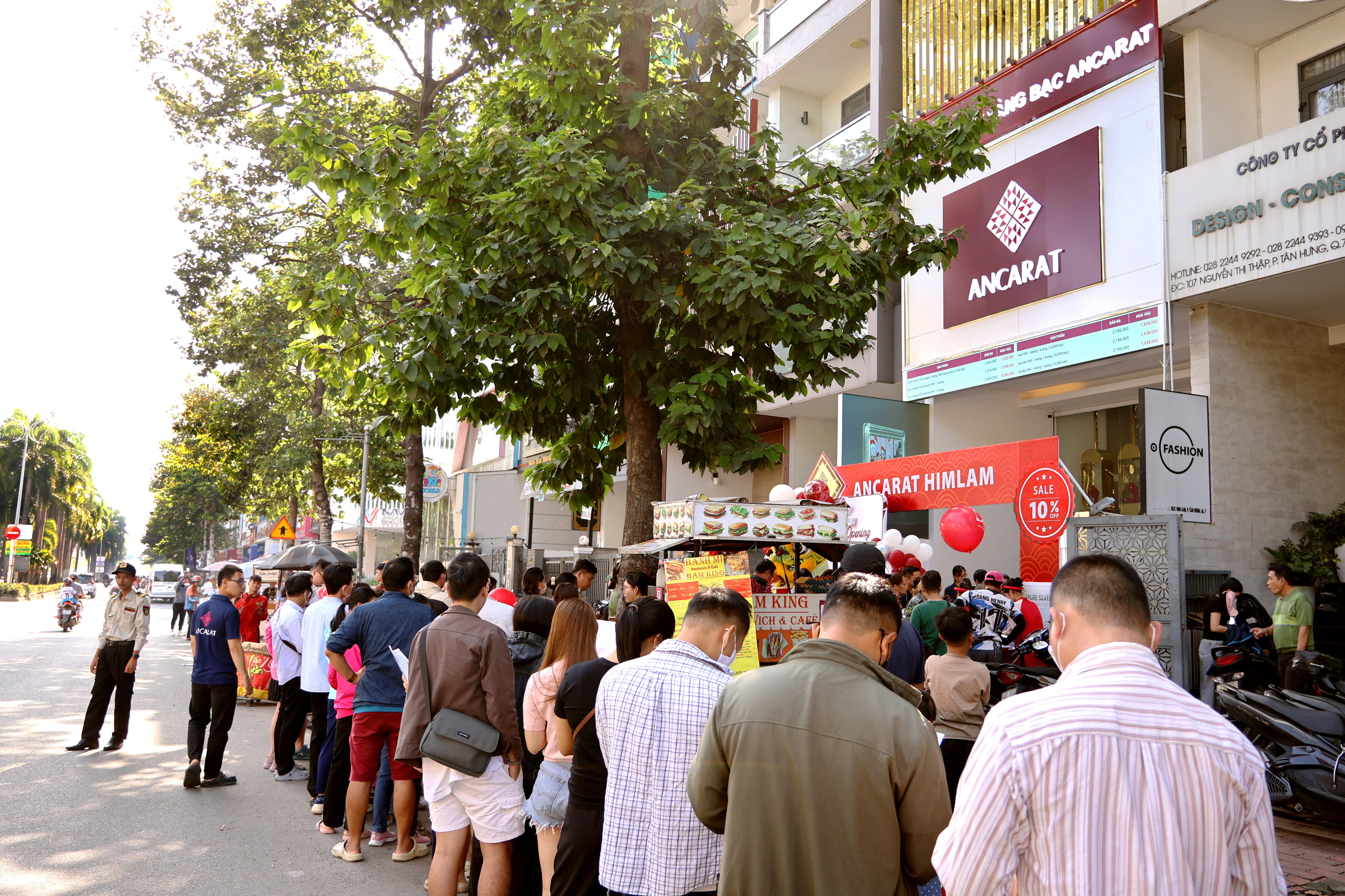 Hành trình 18 năm (2007-2025) khẳng định uy tín của thương hiệu Ancarat, tạo nền tảng vững chắc cho các sản phẩm kim loại quý. Hành trình 18 năm (2007-2025) khẳng định uy tín của thương hiệu Ancarat, tạo nền tảng vững chắc cho các sản phẩm kim loại quý.