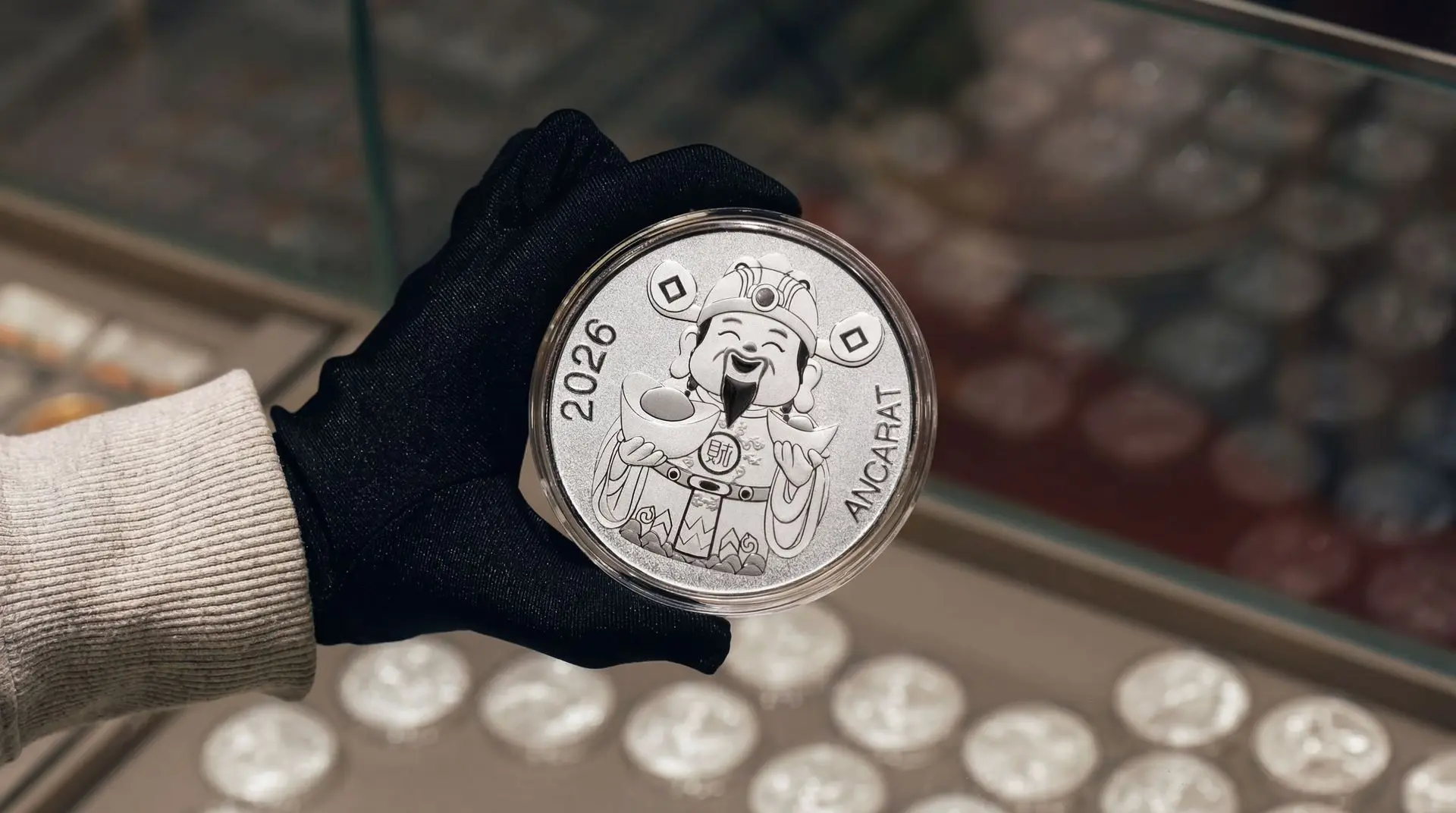 Khi niềm tin phong thủy được đặt trên nền tảng chiến lược tài chính, vật phẩm Bạc Thần Tài 2026 sẽ phát huy tối đa giá trị cho chủ nhân.