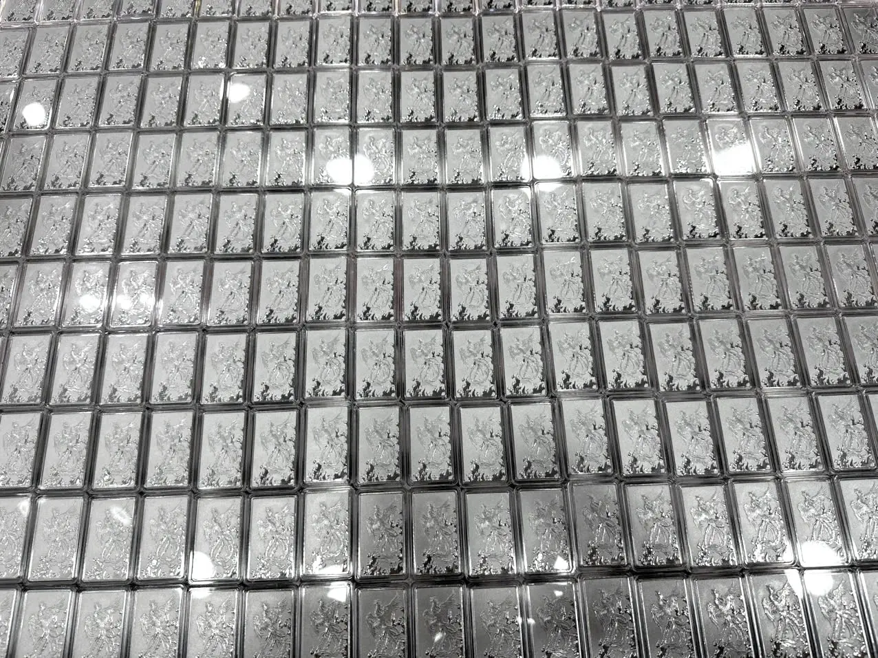 Cập nhật bảng giá bạc Ancarat sáng nay ghi nhận mức điều chỉnh giảm sâu hơn 2%, đưa giá bạc Ancarat về vùng giá thấp nhất trong nhiều tháng qua.