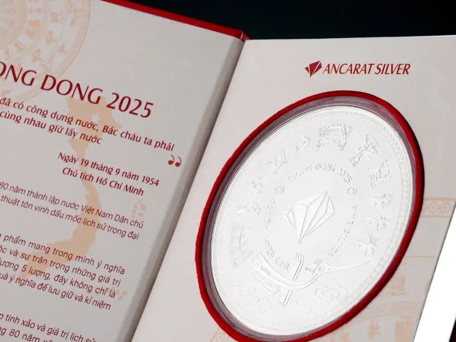 Nguyên nhân bạc tích trữ được săn đón