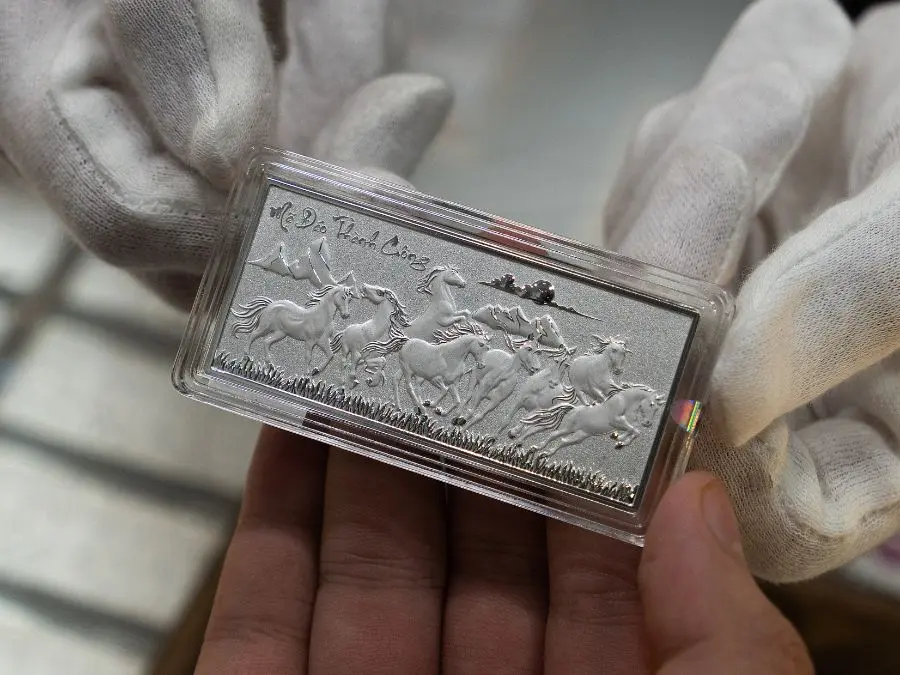 Bạc miếng Ý nghĩa Mã đáo thành công