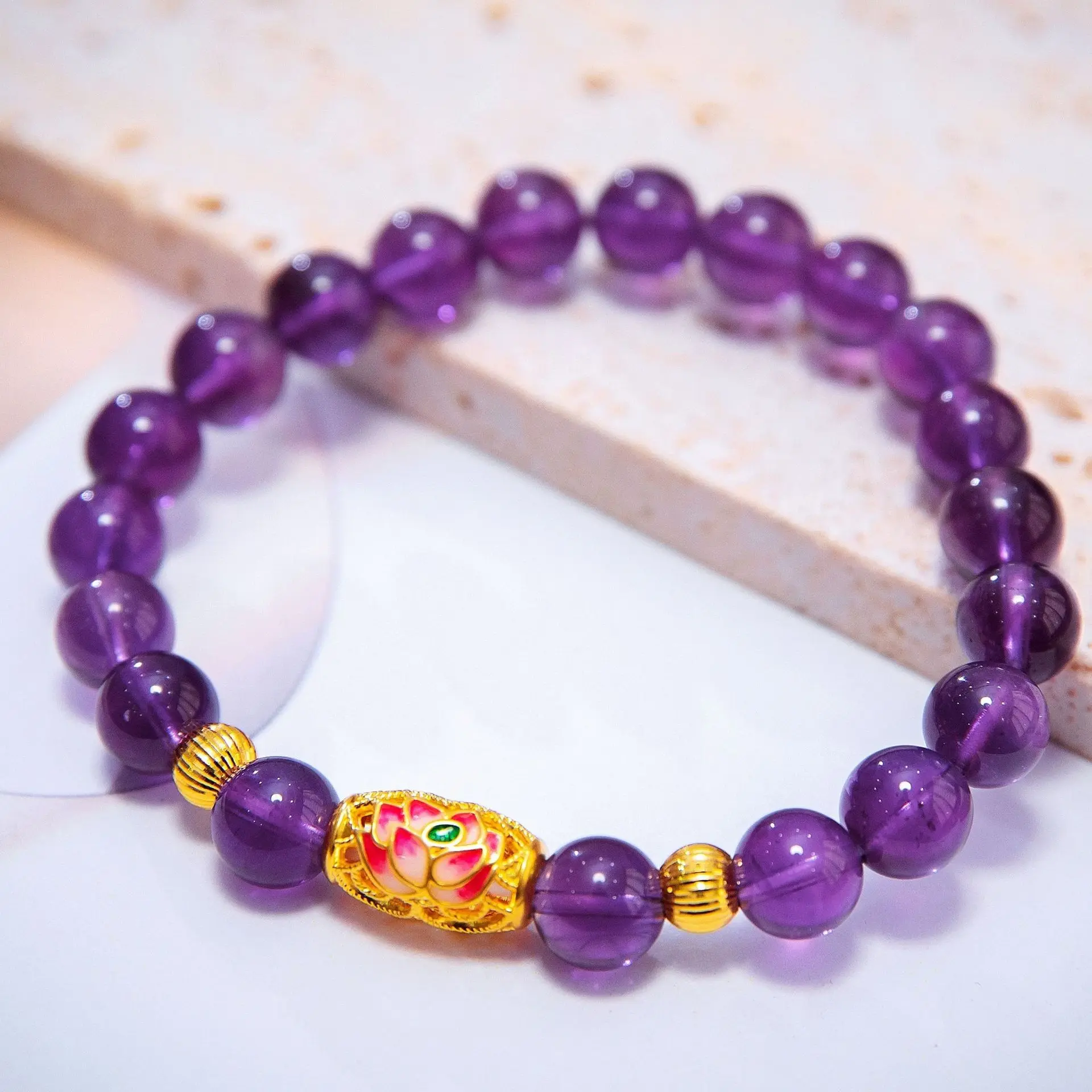 Giải đáp Trả lời Vòng charm là gì