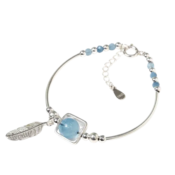 Vòng tay đá aquamarine phối chiếc lá mix bạc