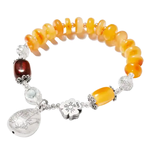 Vòng tay đá Hổ Phách mix charm bạc